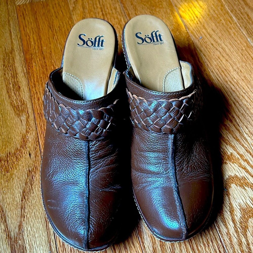 Sofft clogs Size 9.5 Brown